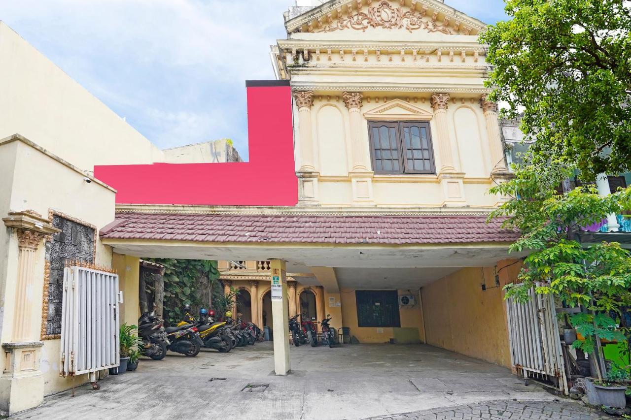 Oyo 91390 Kost Grand Royal Elite Hotel Surabaya Exterior foto