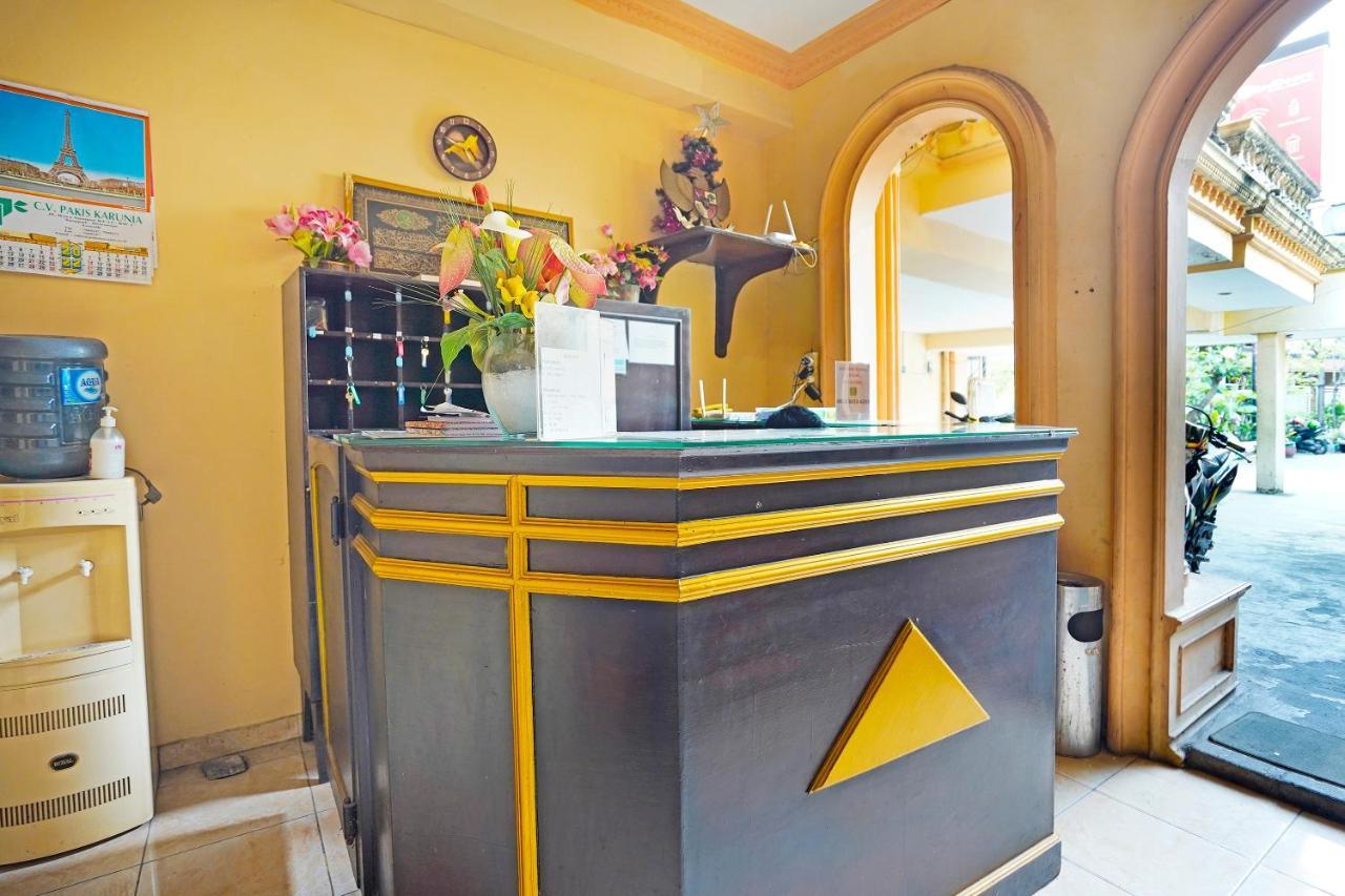 Oyo 91390 Kost Grand Royal Elite Hotel Surabaya Exterior foto