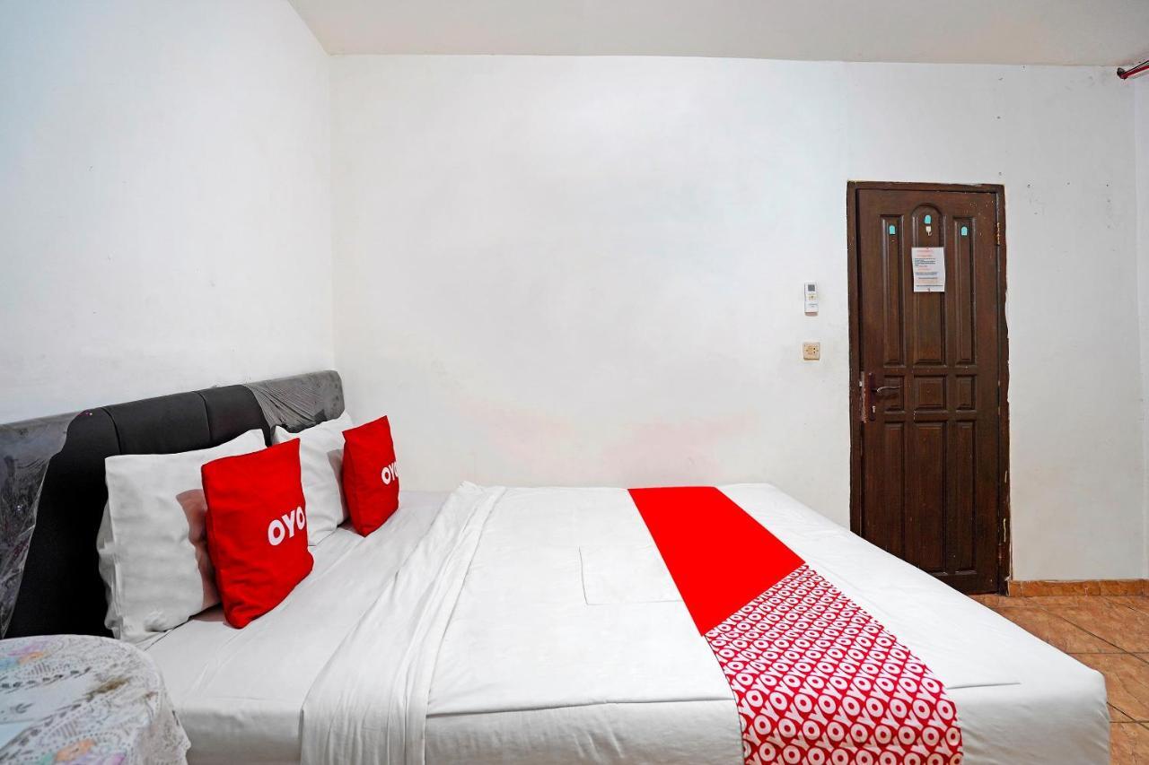 Oyo 91390 Kost Grand Royal Elite Hotel Surabaya Exterior foto
