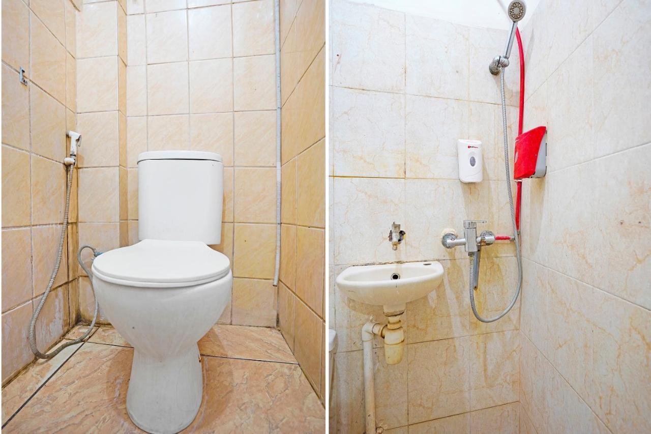 Oyo 91390 Kost Grand Royal Elite Hotel Surabaya Exterior foto